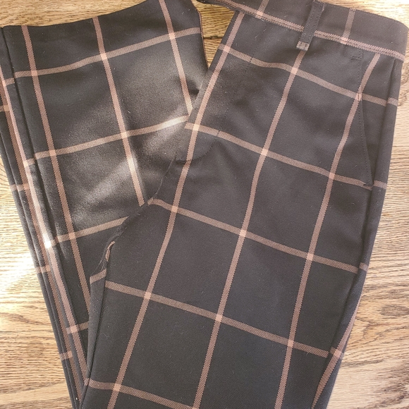 Women's Levi's Premium Black and Brown Checkered Math Club Flare Pants 28 - Picture 4 of 6